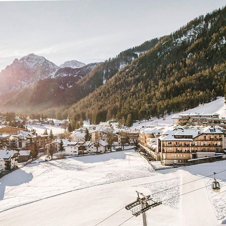 Excelsior Dolomites Life Resort San Vigilio Di Marebbe Exterior photo