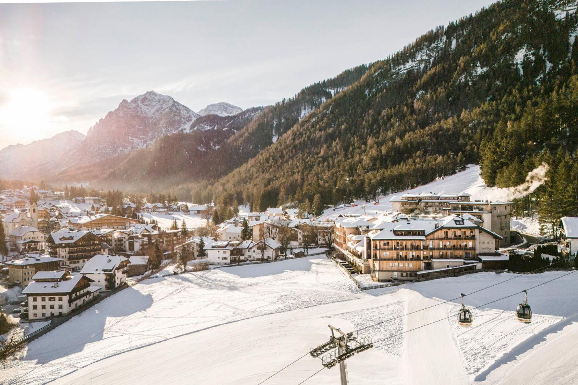Excelsior Dolomites Life Resort San Vigilio Di Marebbe Exterior photo